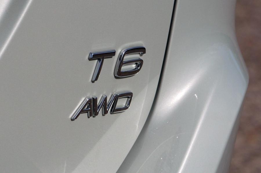 Volvo XC60 R-Design 2012 года  (фото 80 из 90)